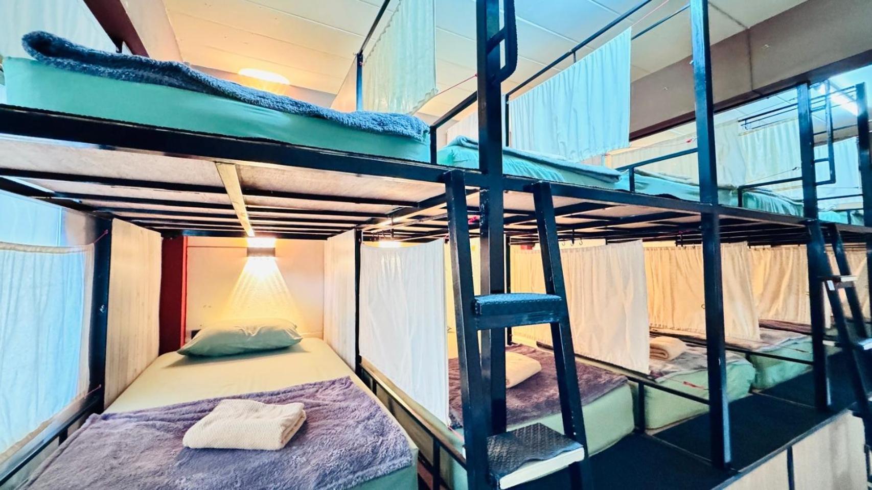 Stay At Moon Hostel Haad Rin Exterior photo