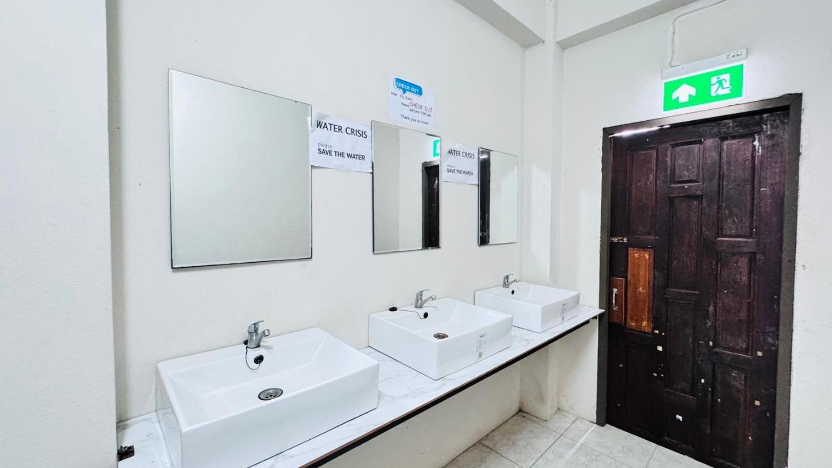 Stay At Moon Hostel Haad Rin Exterior photo